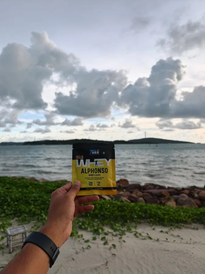 TsaTekk Gold Whey Alphonso Mango — mango whey protein shake by the beach